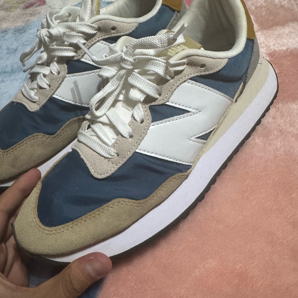 New balance 237
